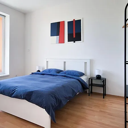 Private In Prague, Cosy And Quiet Praga